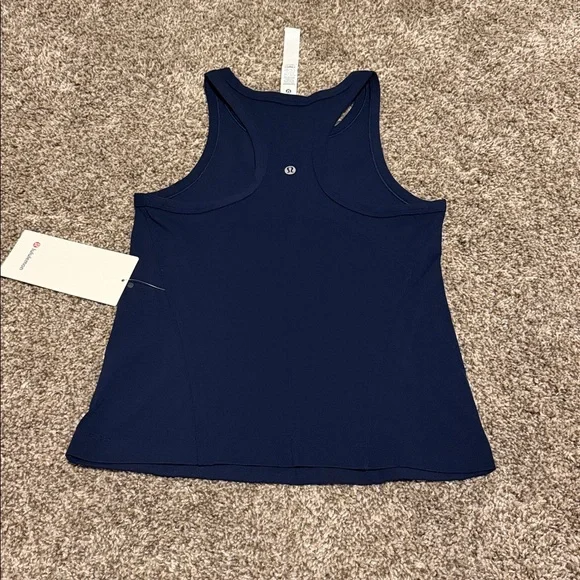 Lululemon Waist-Length RB Tank - Picture 4 of 6